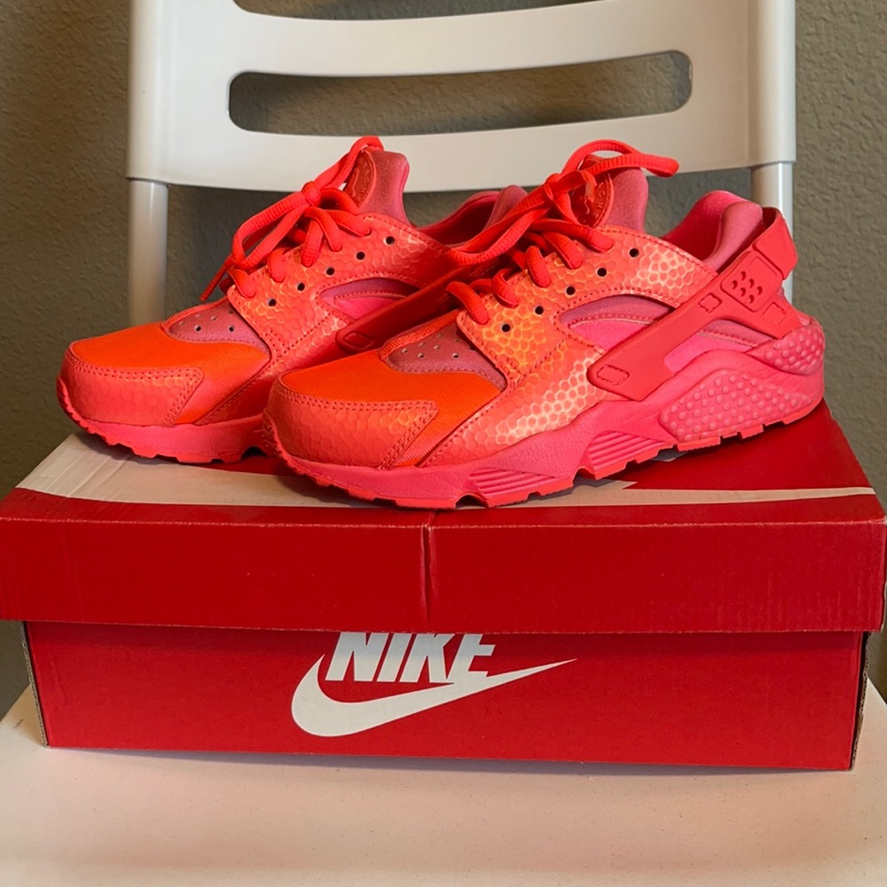 NIKE WOMENS AIR HUARACHE RUN BRIGHT PINK ORANGE